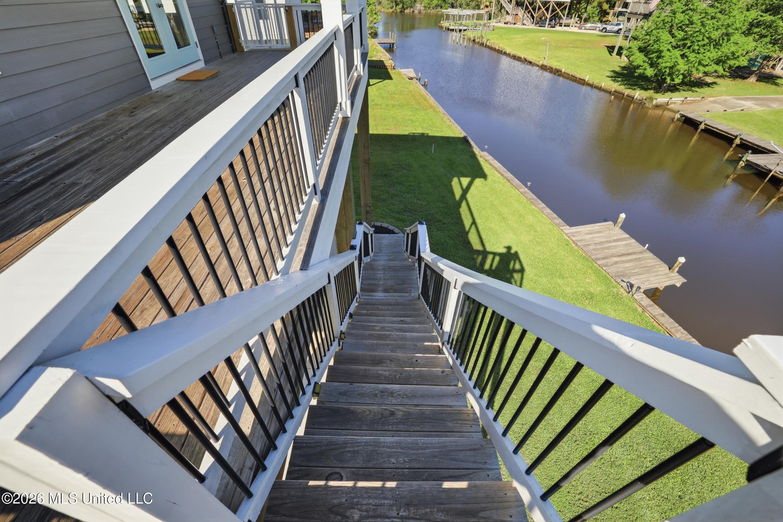 10093 East Shorecrest Road Biloxi, MS 39532 - Photo 43 of 56 65_r6__5064