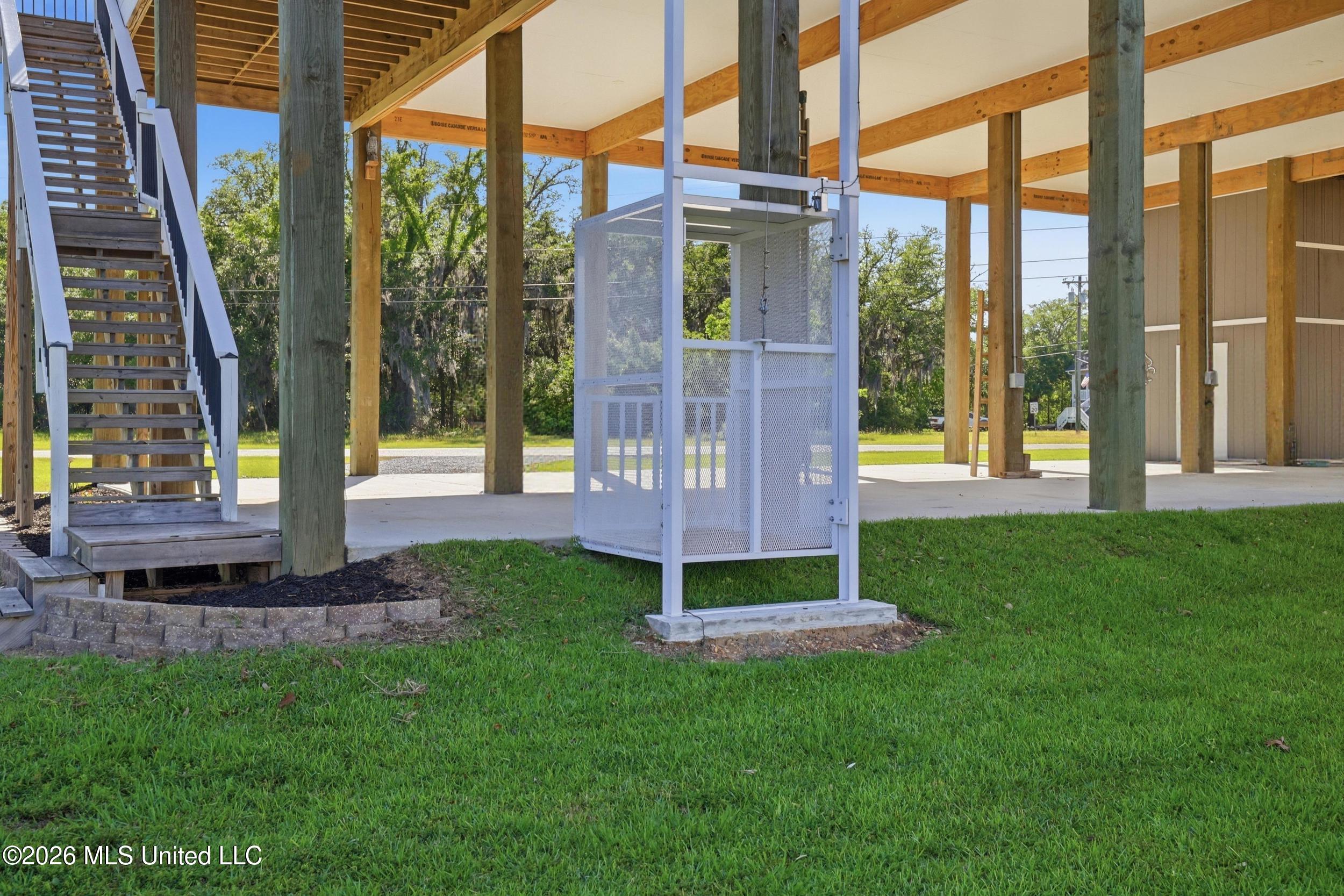 10093 East Shorecrest Road Biloxi, MS 39532 - Photo 44 of 56 73_r6__5009_autoremove_31006971