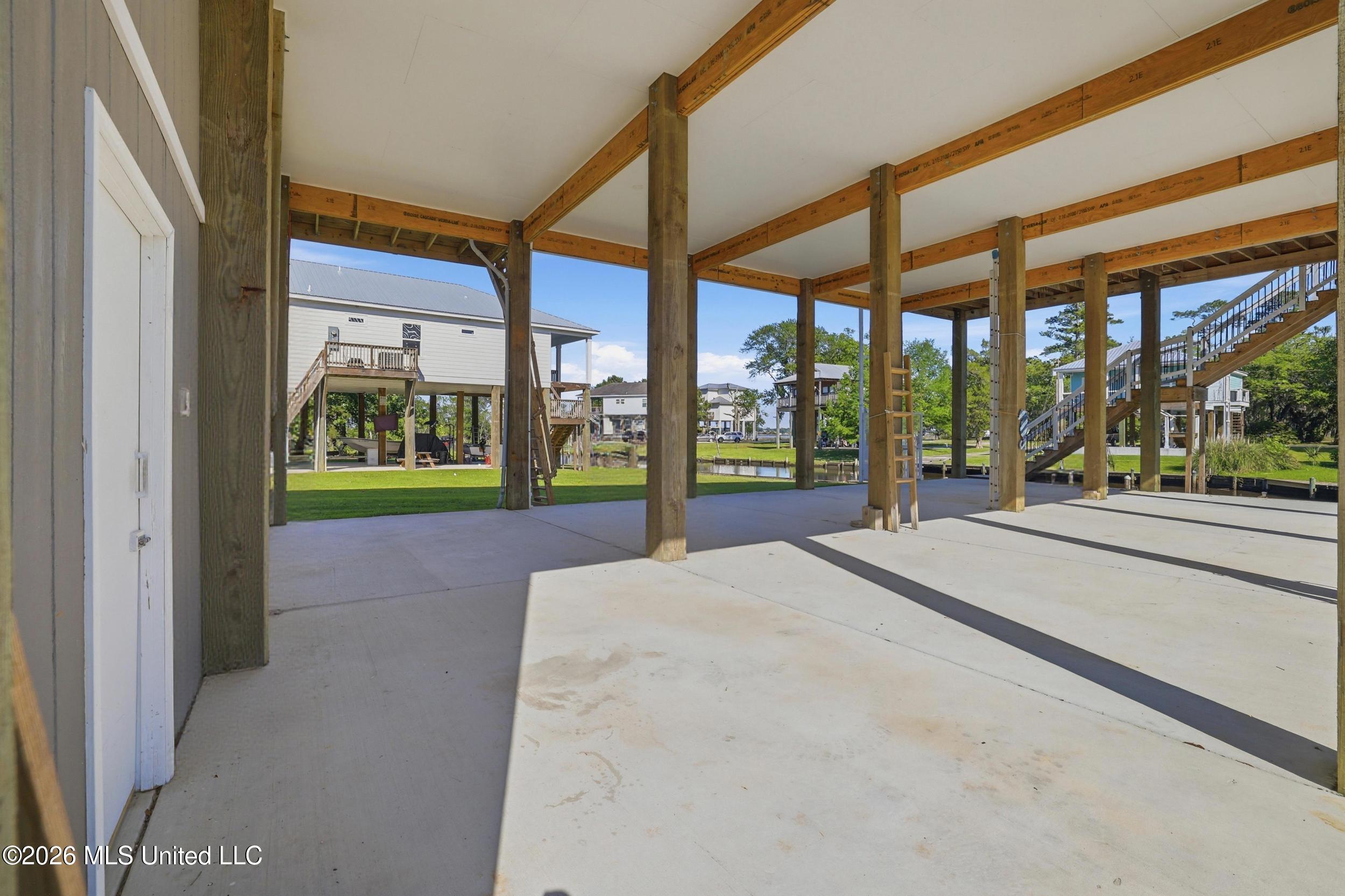 10093 East Shorecrest Road Biloxi, MS 39532 - Photo 45 of 56 69_r6__4958_autoremove_31003229