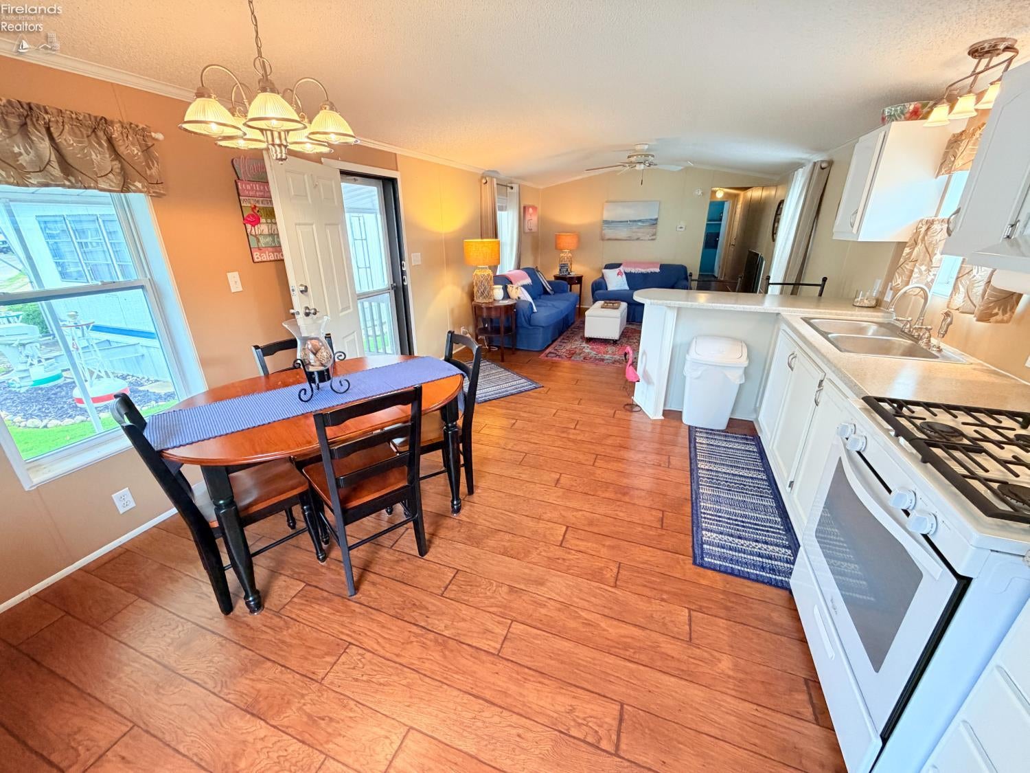 3575 Northeast Catawba Road, Unit 22 Port Clinton, OH 43452 - Photo 7 of 34 Gallery Image 7