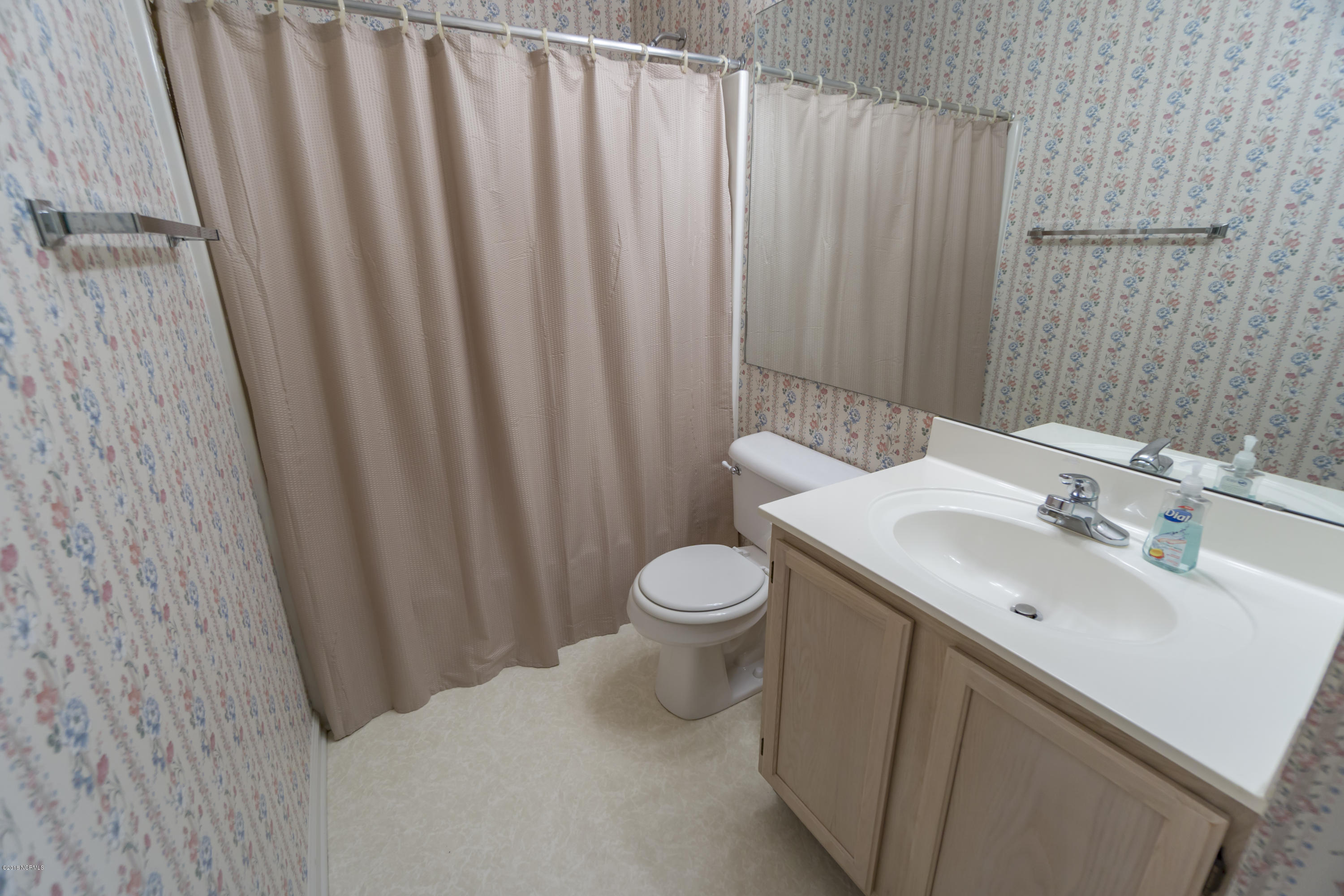 2108 White Road Wilmington, NC 28411 - Photo 13 of 21 second bath