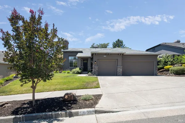 $1,100,000 | 3420 Henderson Circle, Santa Rosa, CA 95403