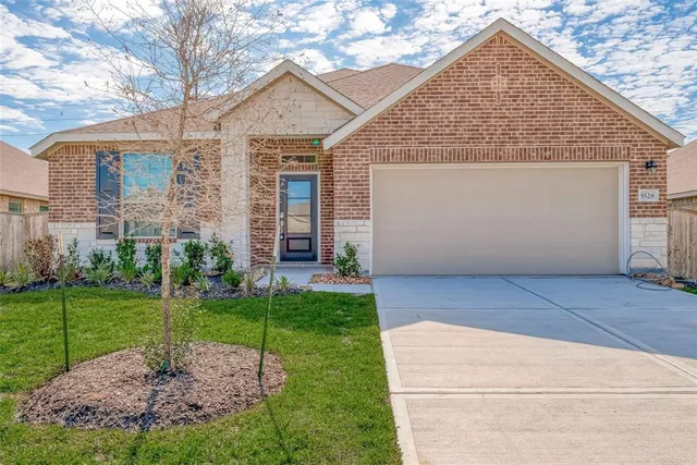 $2,000 | 5528 Knox Landing Drive, Rosenberg, TX 77469