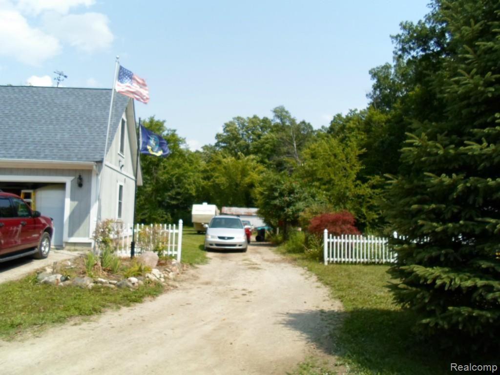 283 Sullivan Road Monroe, MI 48161 - Photo 3 of 29 SAM_0415.jpg