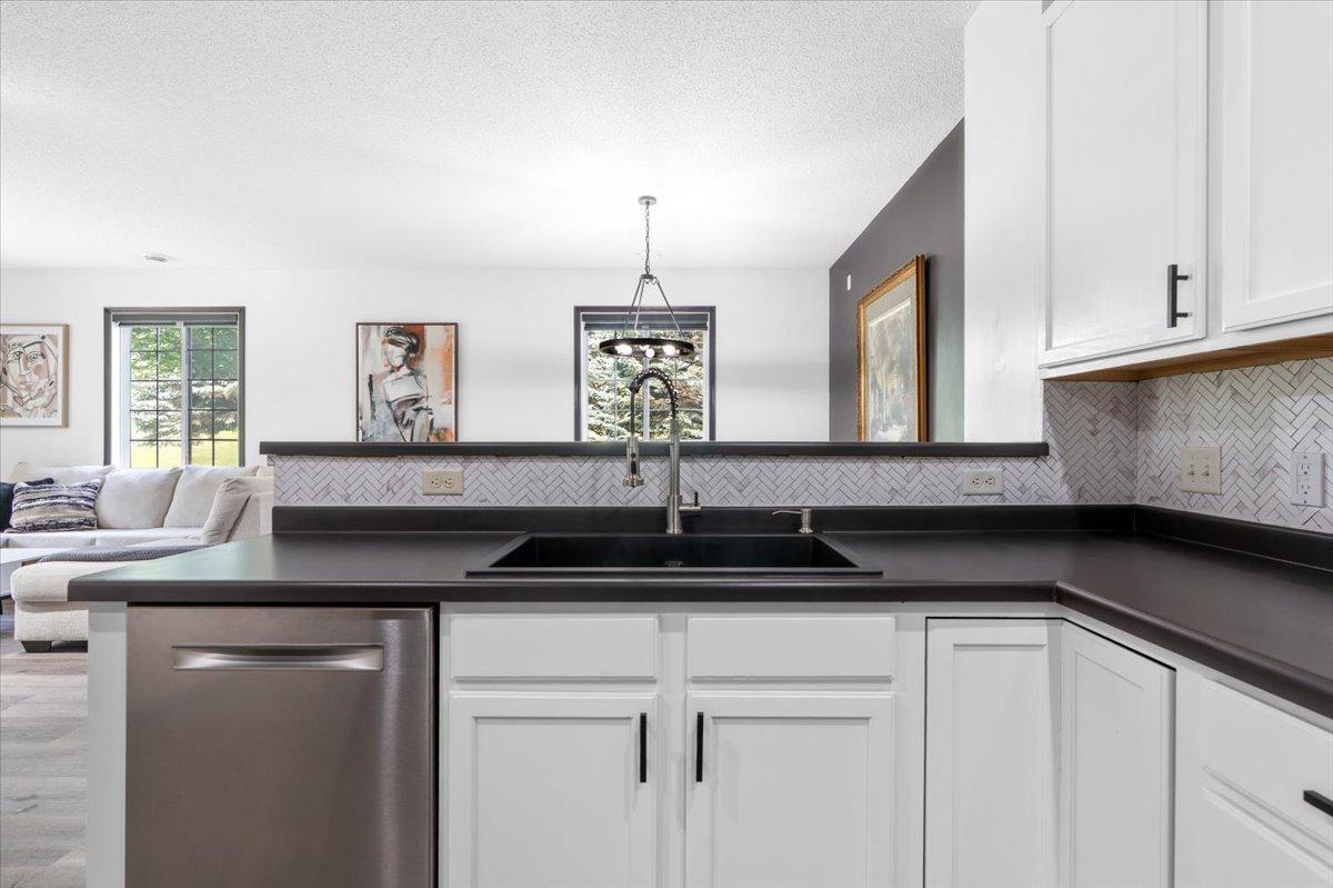 14175 Avalon Path, Unit 102 Rosemount, MN 55068 - Photo 10 of 46