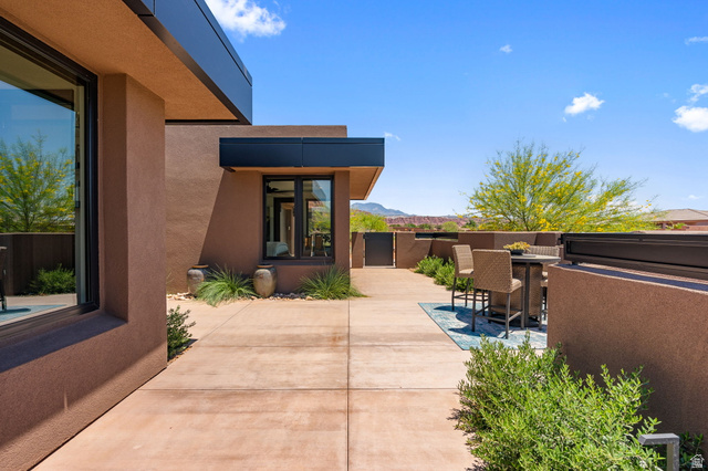 582 South Juniper Way Ivins, UT 84738 - Photo 8 of 104