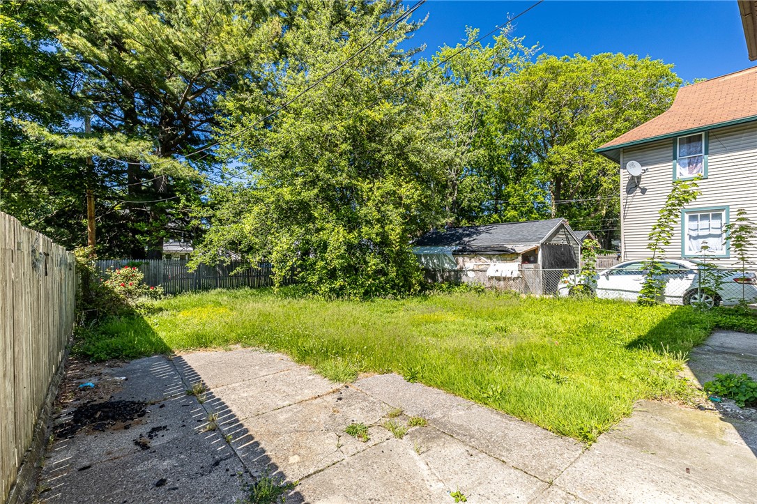 256 Ave D Rochester, NY 14621 - Photo 41 of 43