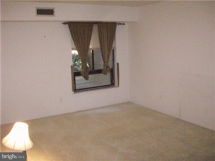8910 Krewstown Road, Unit 103 Philadelphia, PA 19115 - Photo 12 of 17 Bedroom - Main
