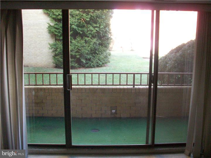 8910 Krewstown Road, Unit 103 Philadelphia, PA 19115 - Photo 17 of 17 Patio