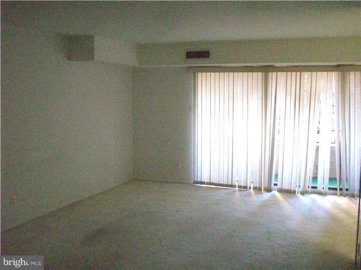 8910 Krewstown Road, Unit 103 Philadelphia, PA 19115 - Photo 7 of 17 Living Room