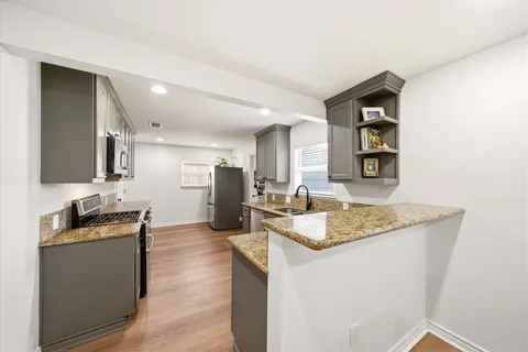 $635,000 | 1108 Wakefield Drive, Houston, TX 77018