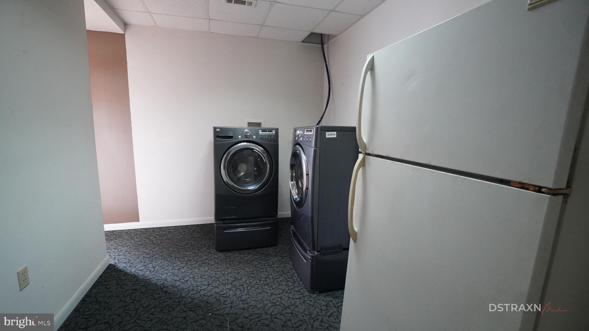 3708 Limekiln Road Sharpsburg, MD 21782 - Photo 27 of 33 a utility room with dryer and washer
