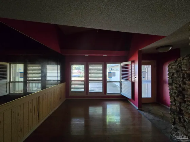 $273,600 | 7053 Gandy Drive, Navarre, FL 32566