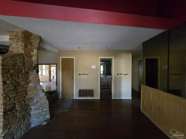 $273,600 | 7053 Gandy Drive, Navarre, FL 32566