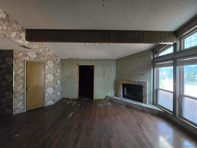 $273,600 | 7053 Gandy Drive, Navarre, FL 32566