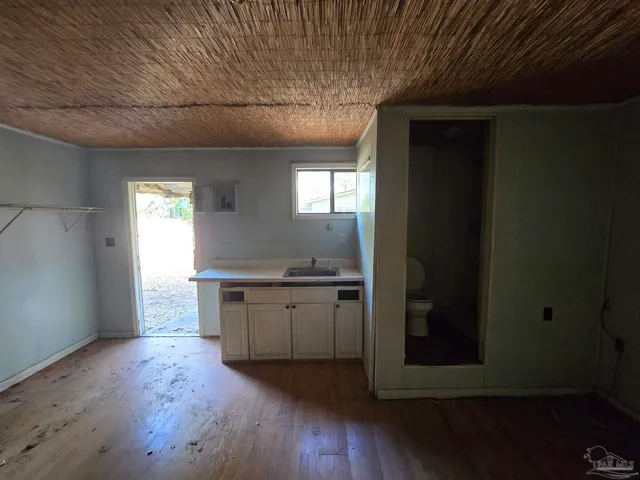 $273,600 | 7053 Gandy Drive, Navarre, FL 32566