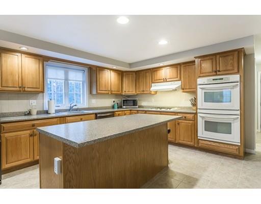 694 Locust Street Raynham, MA 02767 - Photo 8 of 30 Gallery Image 8