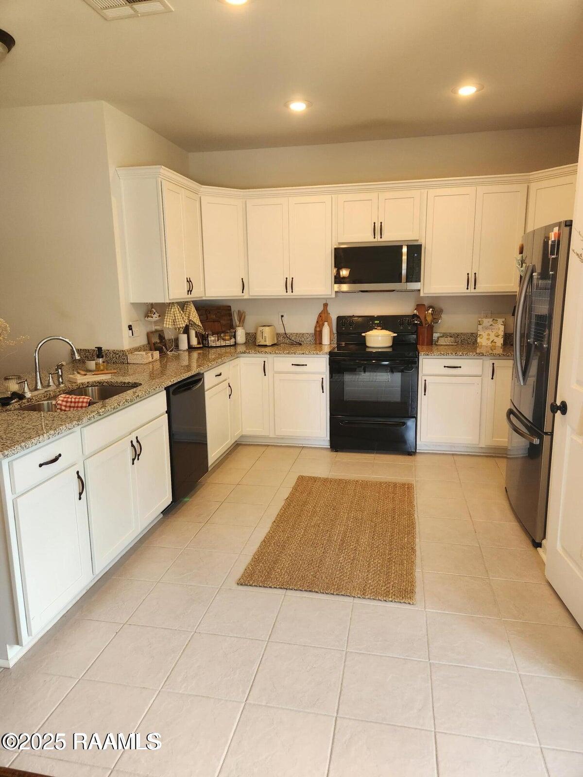 515 Gray Birch Loop Youngsville, LA 70592 - Photo 5 of 14 20250819134024719777000000-o