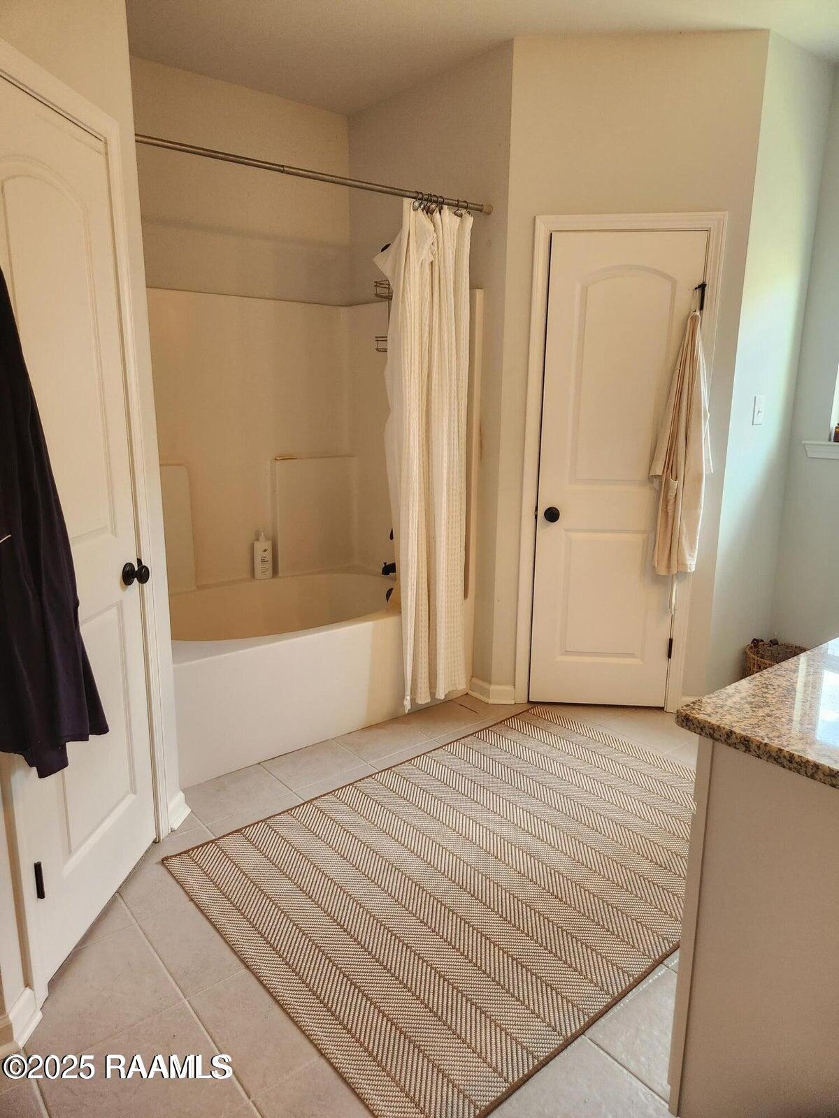 515 Gray Birch Loop Youngsville, LA 70592 - Photo 8 of 14 20250819144434774059000000-o