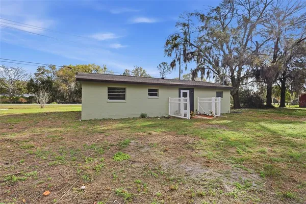 $245,000 | 17230 County Road 450a, Umatilla, FL 32784