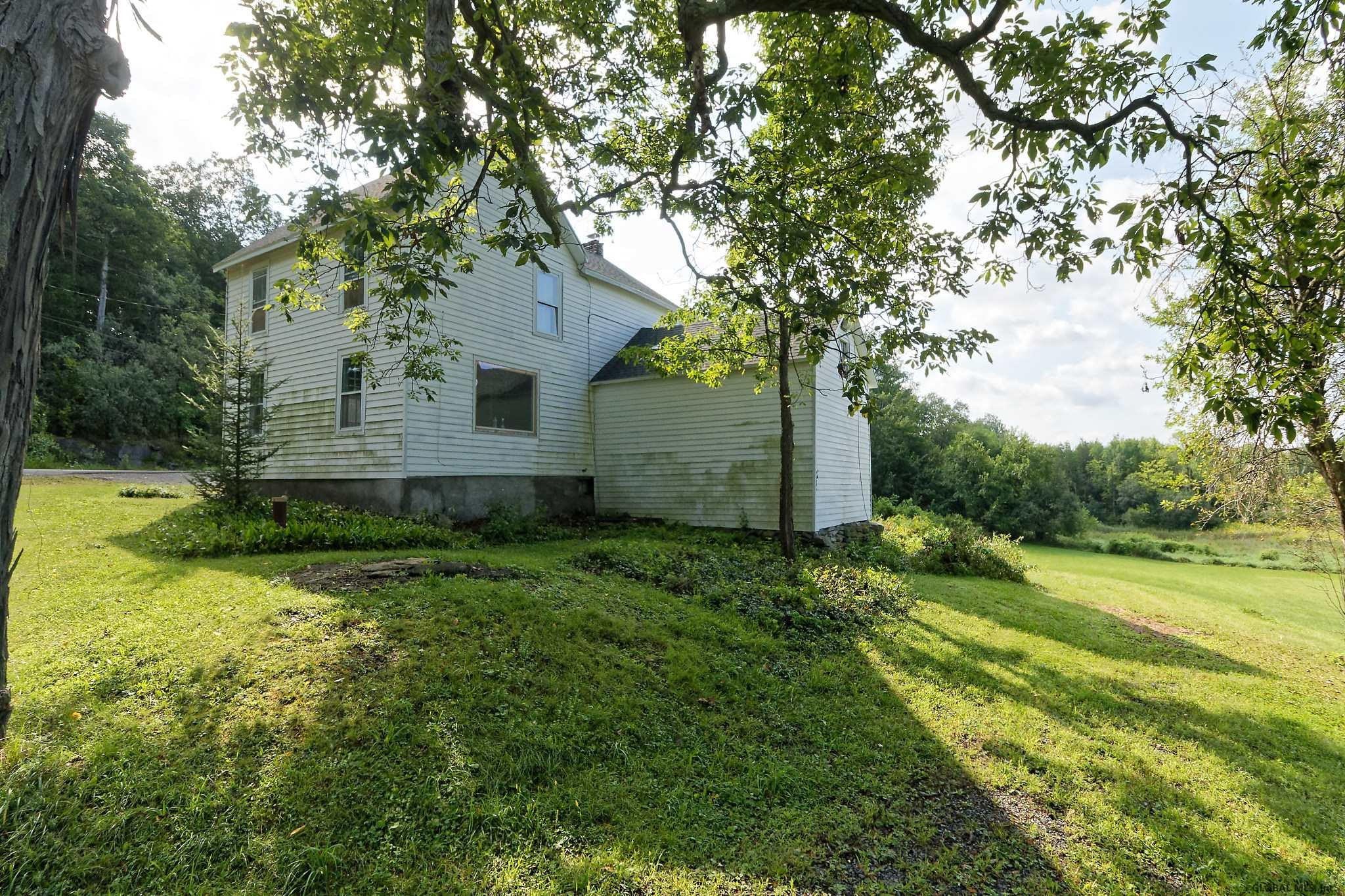 195 Clipp Road New Scotland, NY 12054 - Photo 8 of 29 Photo 8