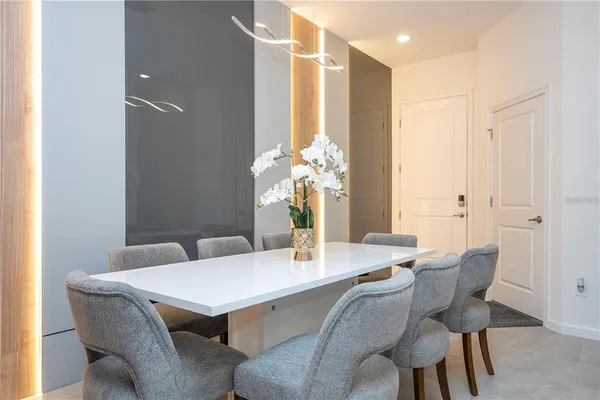 $998,000 | 10443 Ebb Tide Lane, Orlando, FL 32821