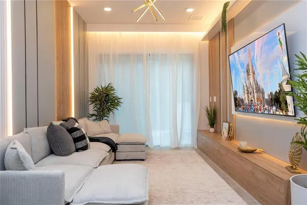 $998,000 | 10443 Ebb Tide Lane, Orlando, FL 32821