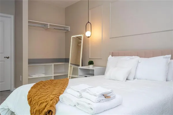 $998,000 | 10443 Ebb Tide Lane, Orlando, FL 32821