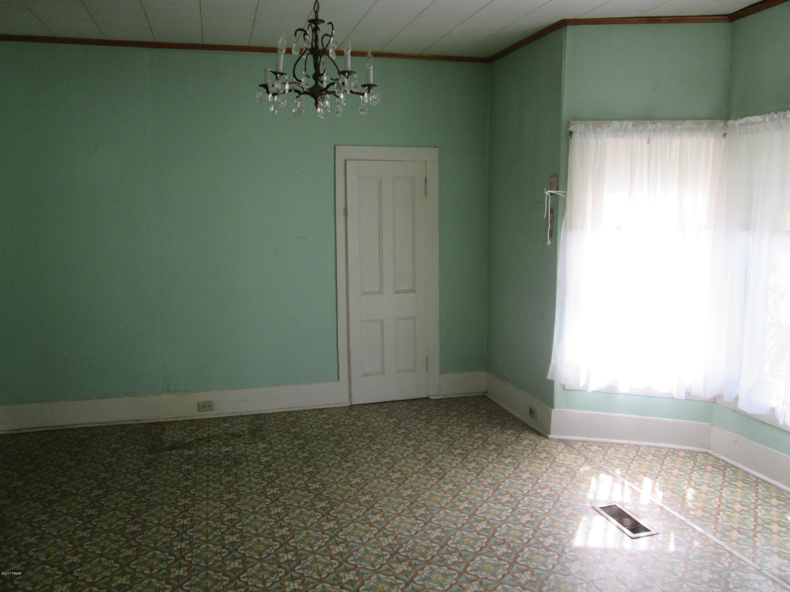 86 Beaver Hollow Road Lakewood, PA 18439 - Photo 8 of 30 an empty room with a window