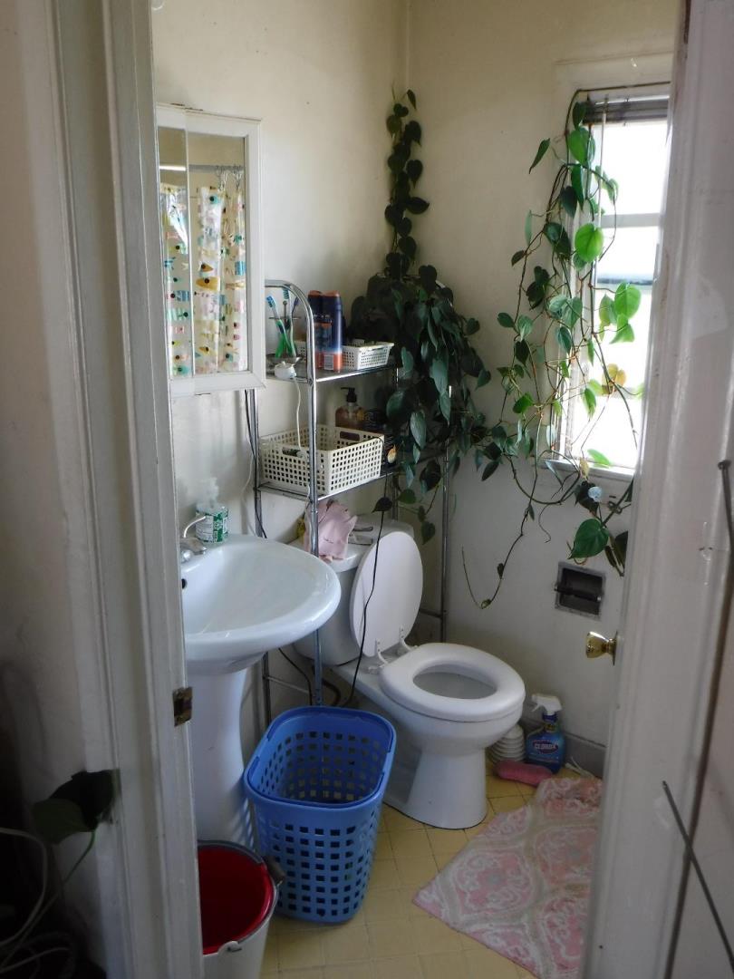 721 Rollins Road Burlingame, CA 94010 - Photo 25 of 36 Gallery Image 25