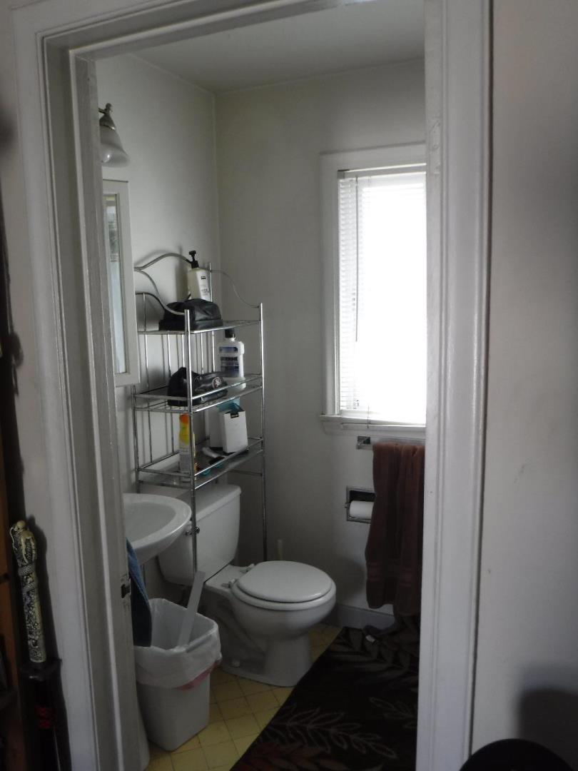 721 Rollins Road Burlingame, CA 94010 - Photo 31 of 36 Gallery Image 31