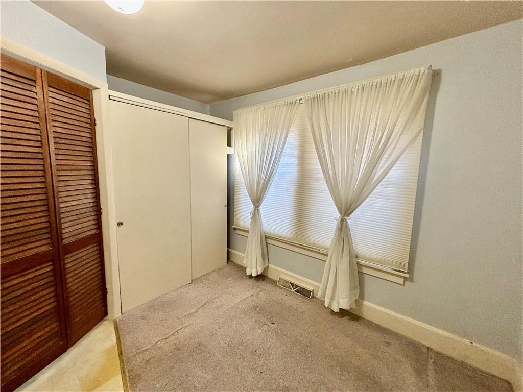 1012 Logan Street St. Joseph, MO 64505 - Photo 14 of 25