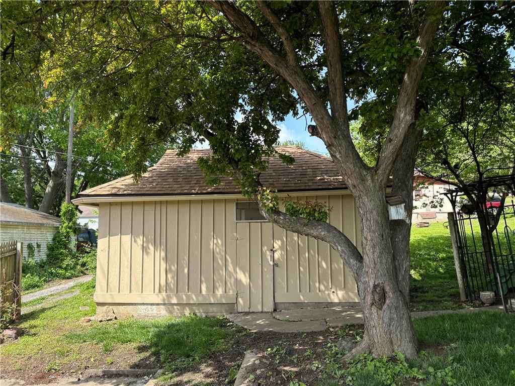 1012 Logan Street St. Joseph, MO 64505 - Photo 25 of 27