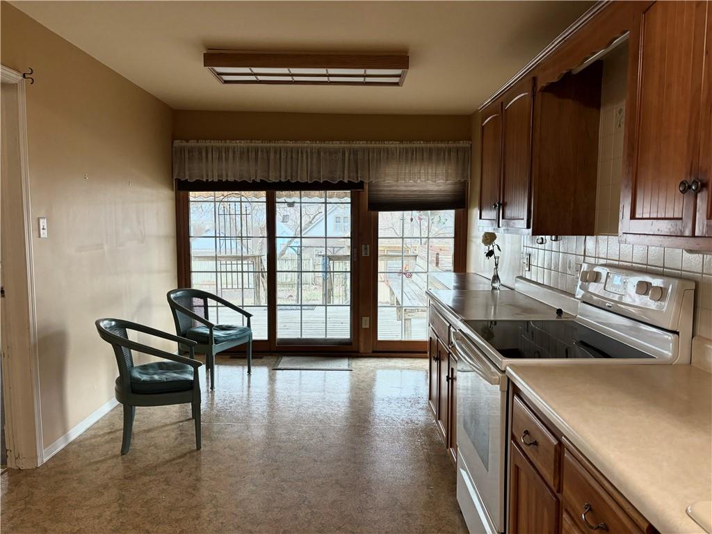 1012 Logan Street St. Joseph, MO 64505 - Photo 6 of 25