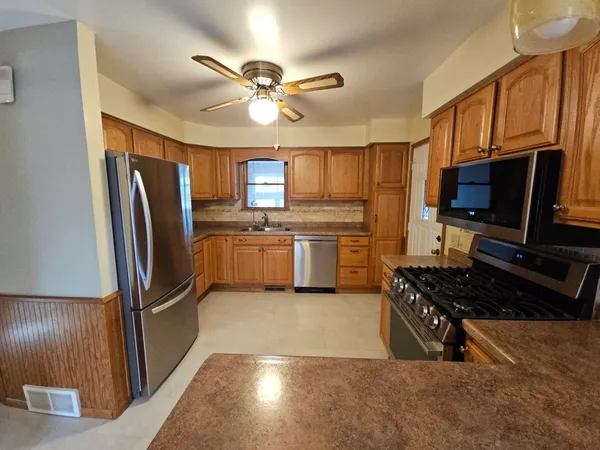 $485,000 | 7240 Maywood Avenue, Middleton, WI 53562