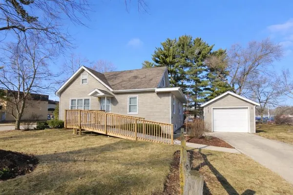 $485,000 | 7240 Maywood Avenue, Middleton, WI 53562