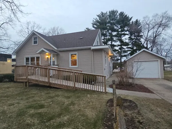 $485,000 | 7240 Maywood Avenue, Middleton, WI 53562