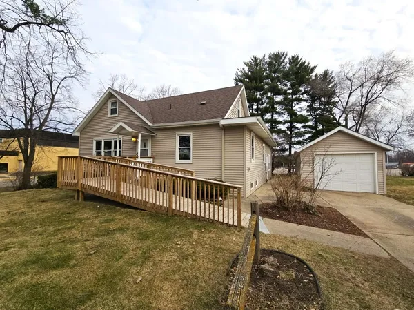$485,000 | 7240 Maywood Avenue, Middleton, WI 53562