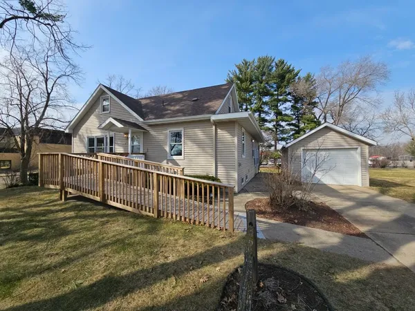 $485,000 | 7240 Maywood Avenue, Middleton, WI 53562