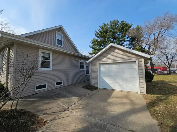 $485,000 | 7240 Maywood Avenue, Middleton, WI 53562