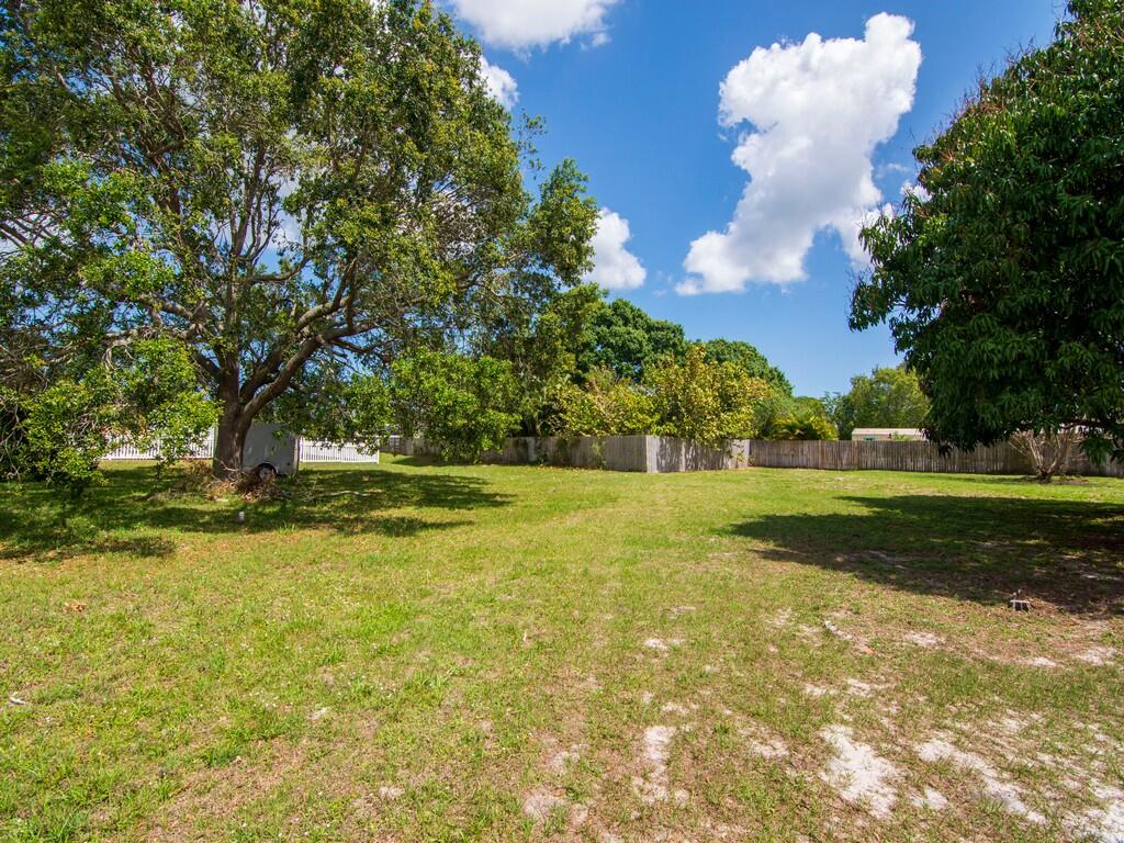 1511 Southeast Portillo Road Port St. Lucie, FL 34952 - Photo 20 of 45 Image16