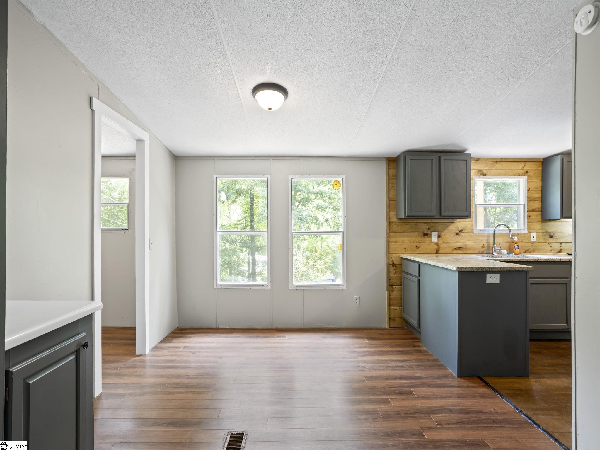 225 Wagon Ford Road Easley, SC 29640 - Photo 12 of 17
