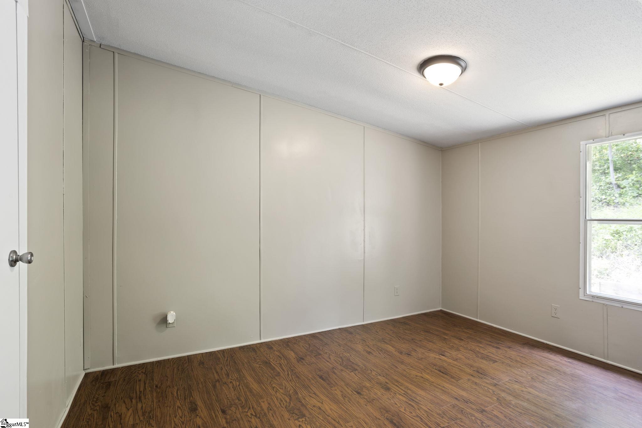 225 Wagon Ford Road Easley, SC 29640 - Photo 5 of 17