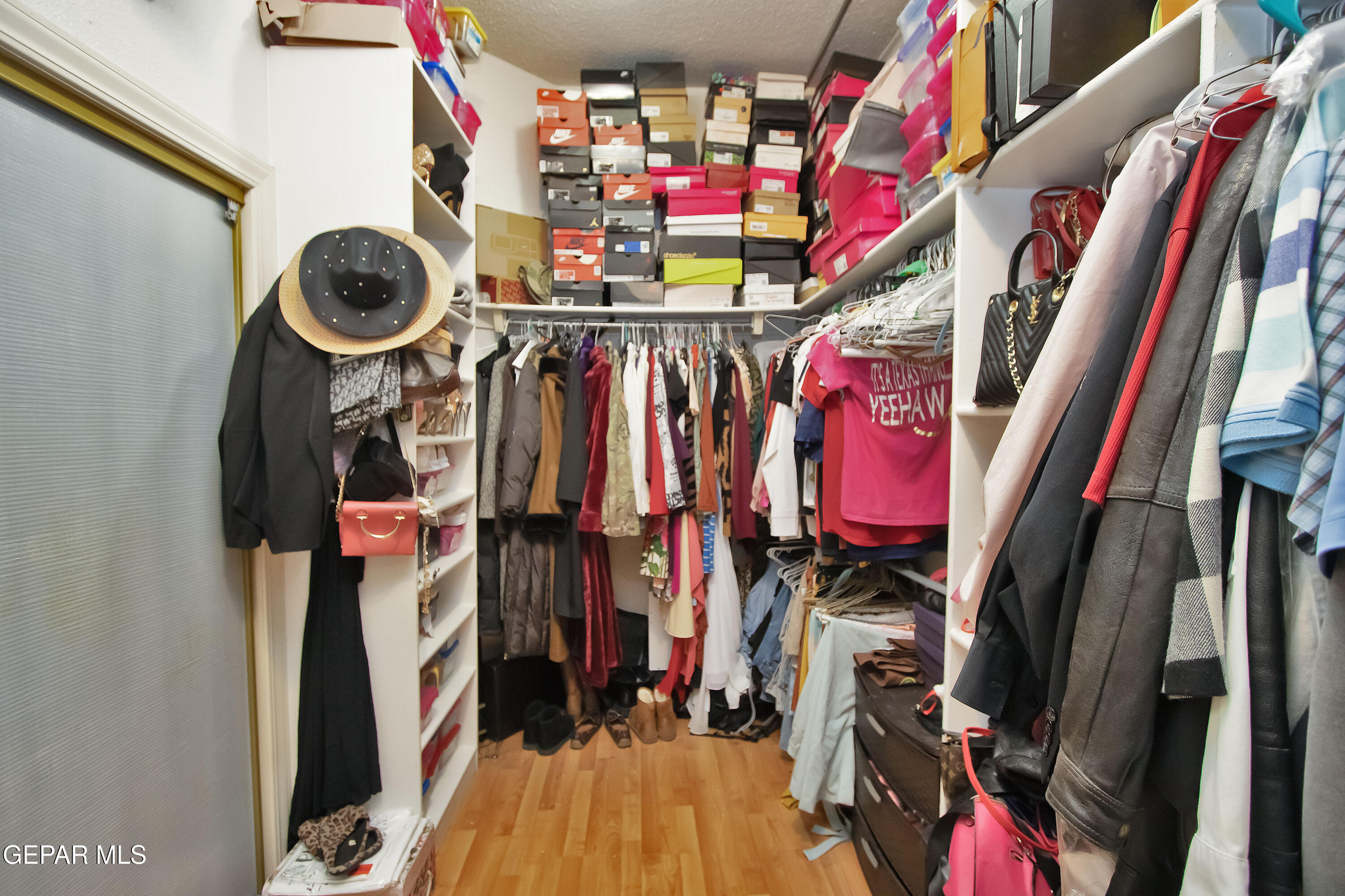 861 Country Club Road El Paso, TX 79932 - Photo 87 of 104 Closet