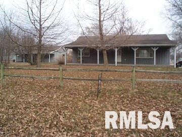 302 Park Drive Ina, IL 62846 - Photo 3 of 7