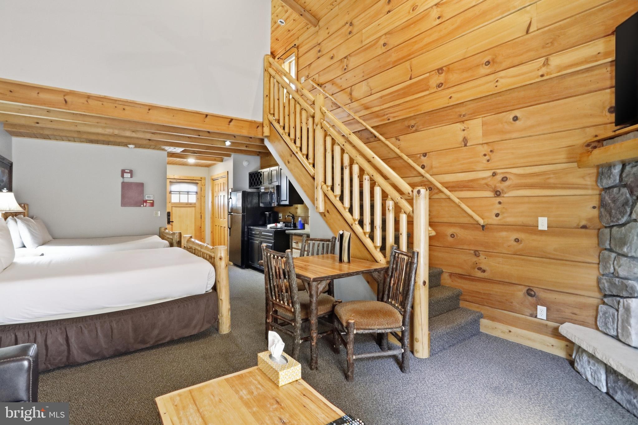 267 Cabin Lodge Road McHenry, MD 21541 - Photo 4 of 29