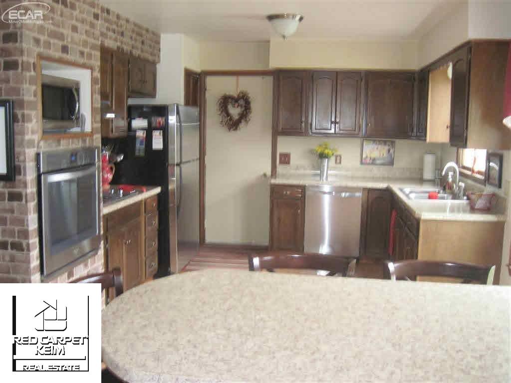 4125 North Gale Road Davison, MI 48423 - Photo 10 of 25 21407944-9.JPG