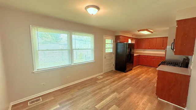 $259,000 | 159 Pleasant Drive, Chicago Heights, IL 60411