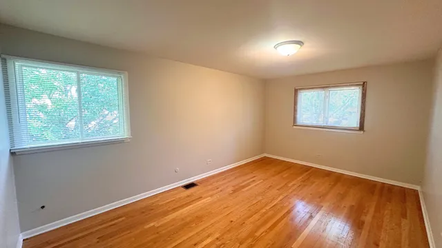 $259,000 | 159 Pleasant Drive, Chicago Heights, IL 60411