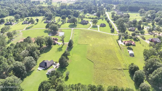 $98,000 | 0 Levon Owens Drive, Terry, MS 39170